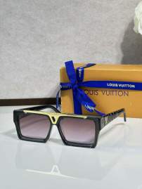 Picture of Louis Vuitton Sunglasses _SKUfw77317386fw